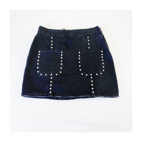 Zara Black Mini Skirt Pockets Studded Details SZ S NWT - Picture 1 of 8